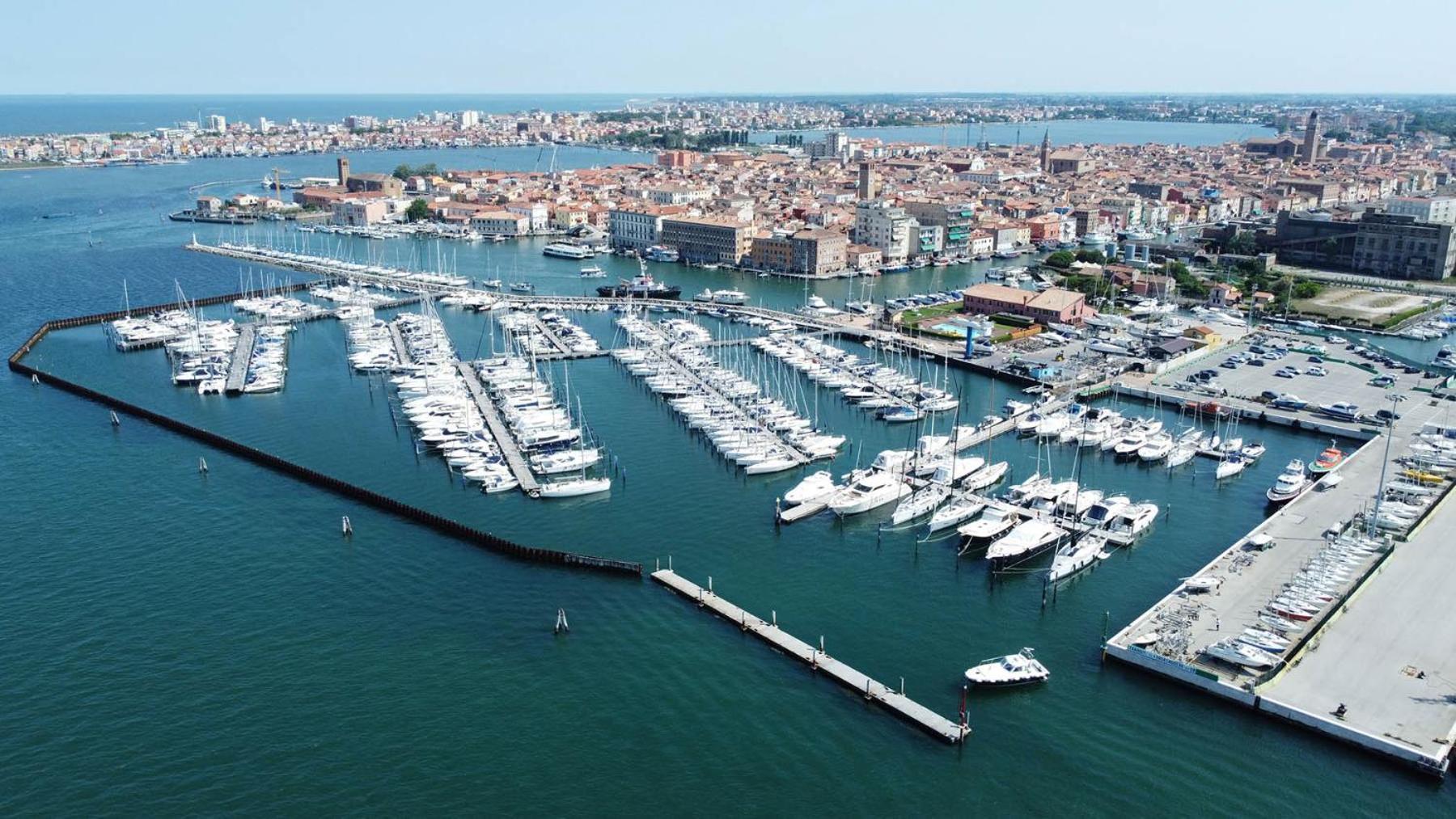 Alla Torre Dell'Orologio Chioggia Exterior photo